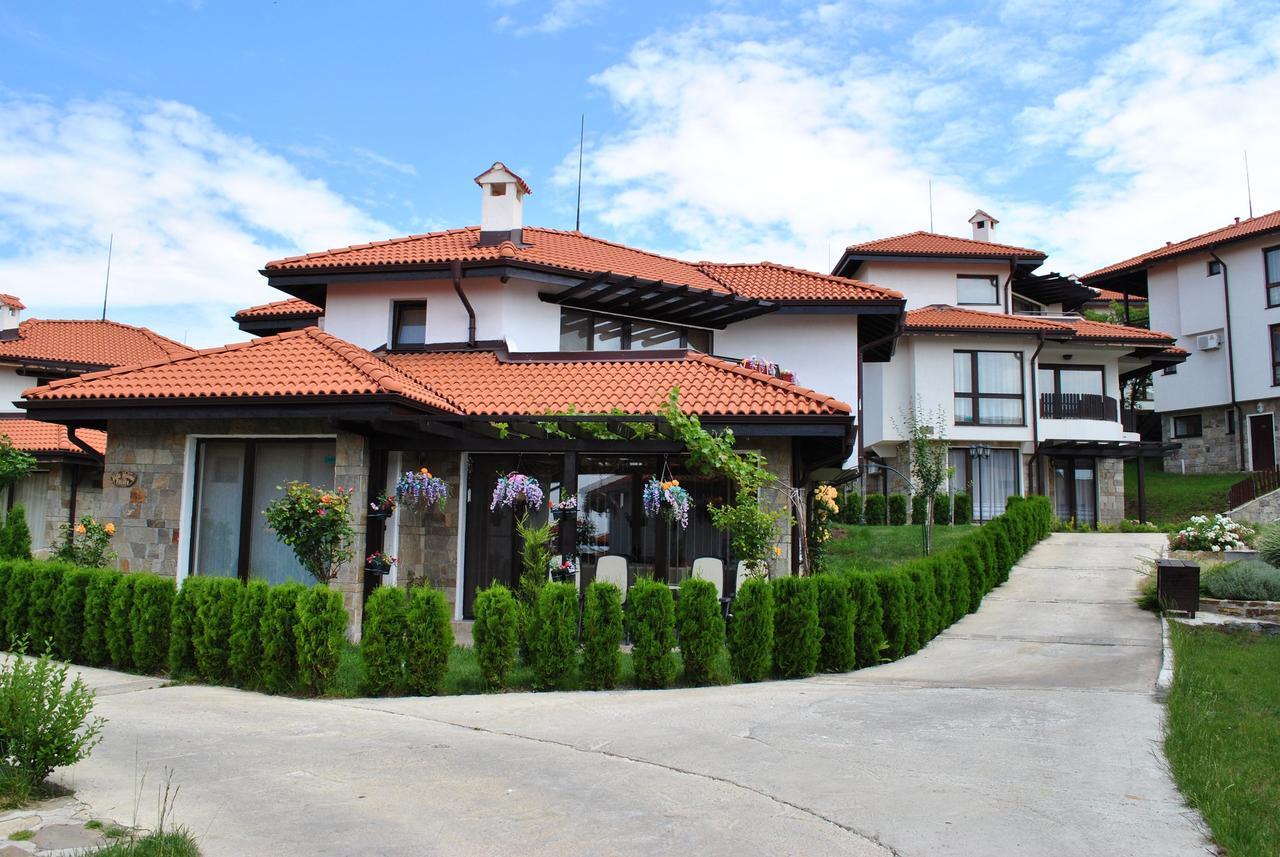 Bay View Villas - Luxury Villas & Apartments 코샤리챠 외부 사진