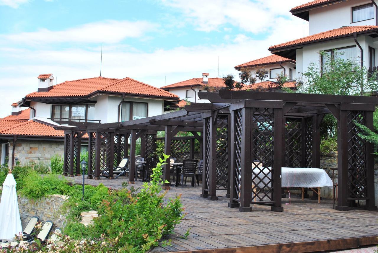 Bay View Villas - Luxury Villas & Apartments 코샤리챠 외부 사진