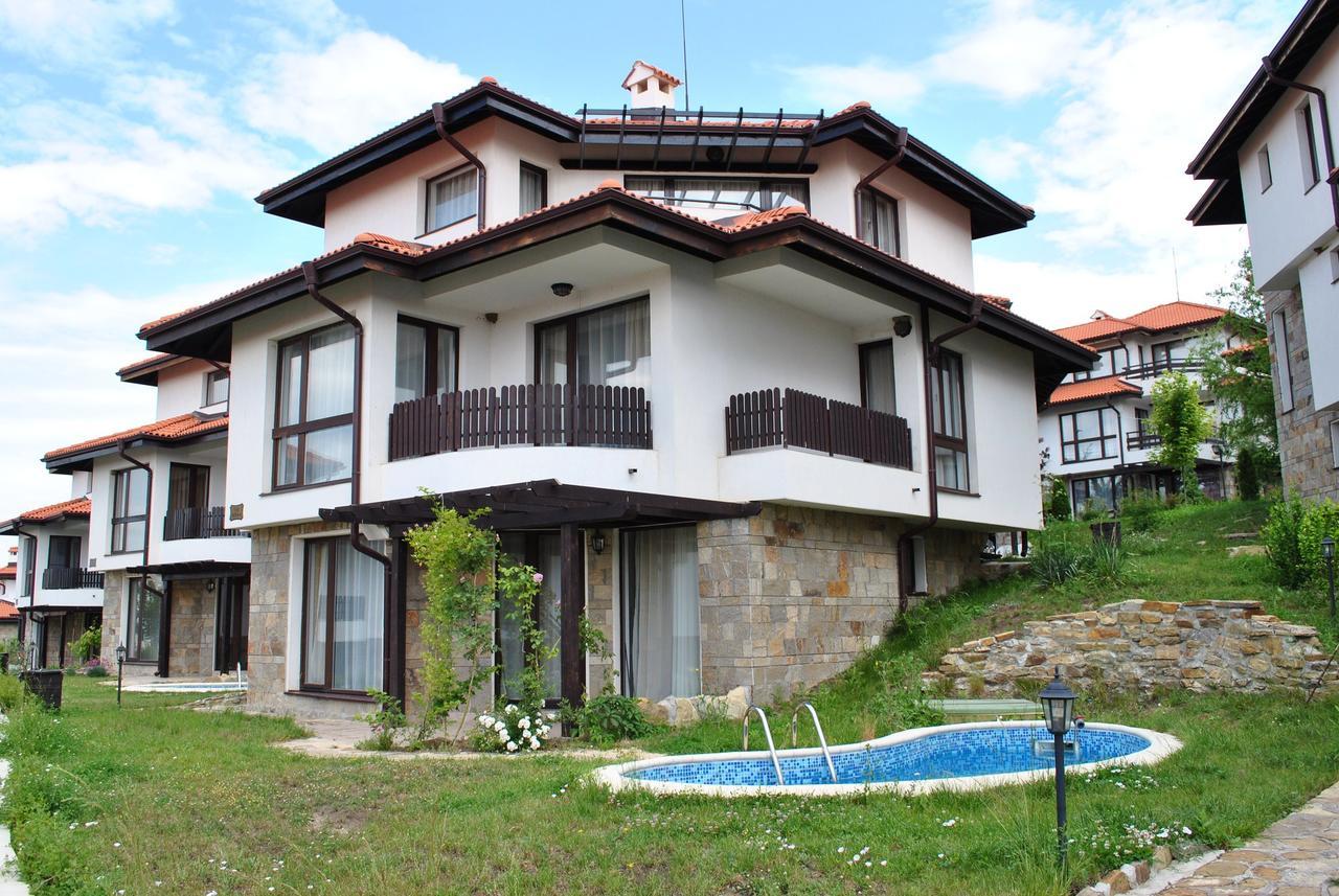 Bay View Villas - Luxury Villas & Apartments 코샤리챠 외부 사진