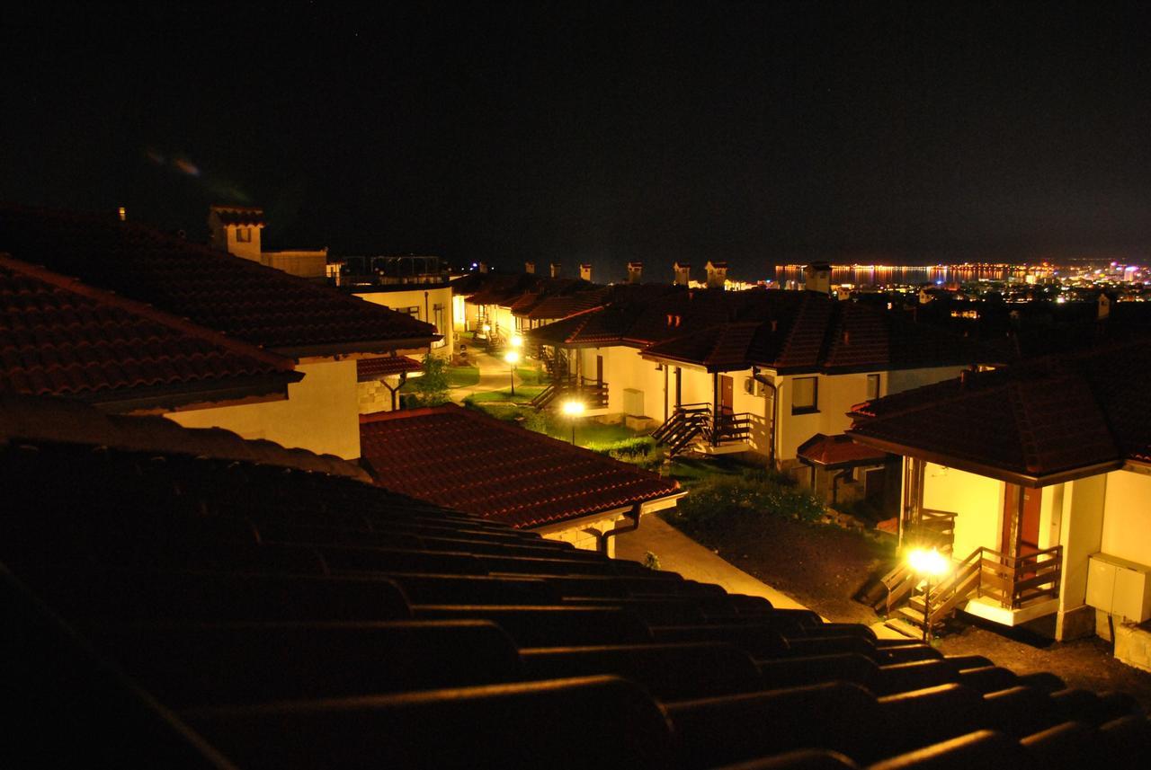 Bay View Villas - Luxury Villas & Apartments 코샤리챠 외부 사진